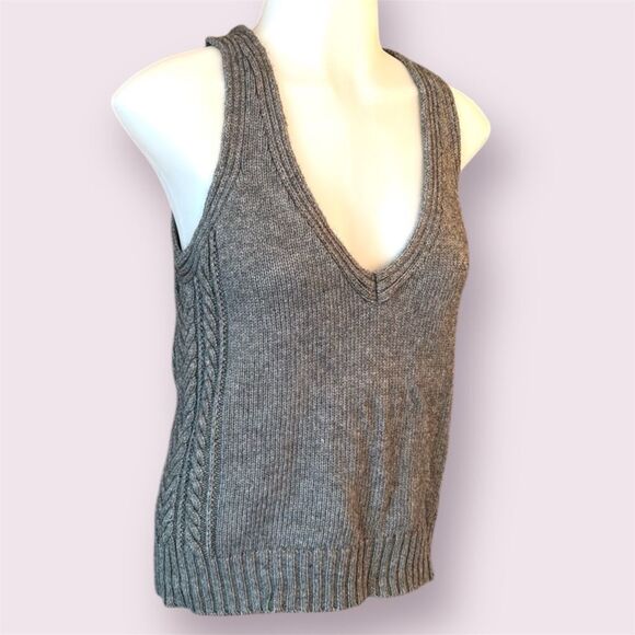 AMERICAN EAGLE Wool Blend Sweater Vest - Picture 1 of 8